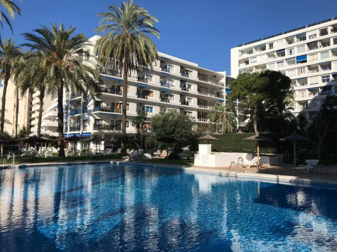 Skol 927a - Beachfront Central Luxury Penthouse