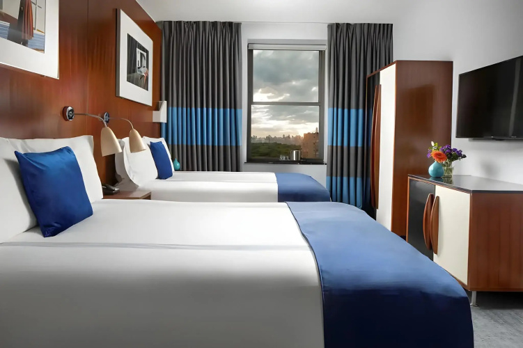6 Columbus Central Park Hotel