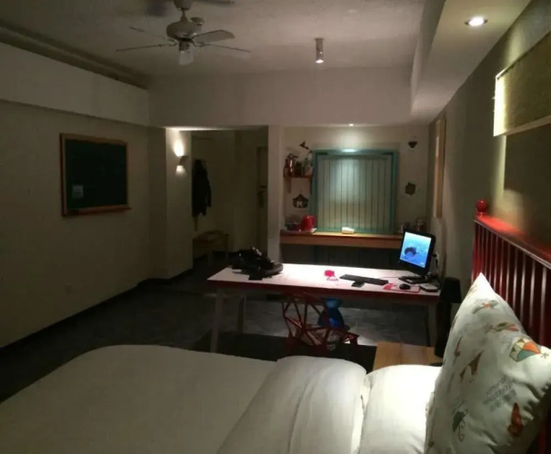 Yijia Room (Weifang Station)