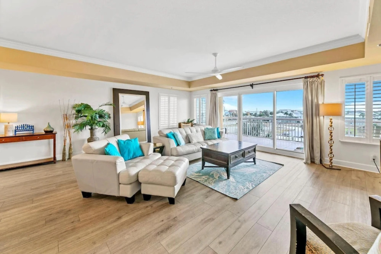 Harbor Landing 101b