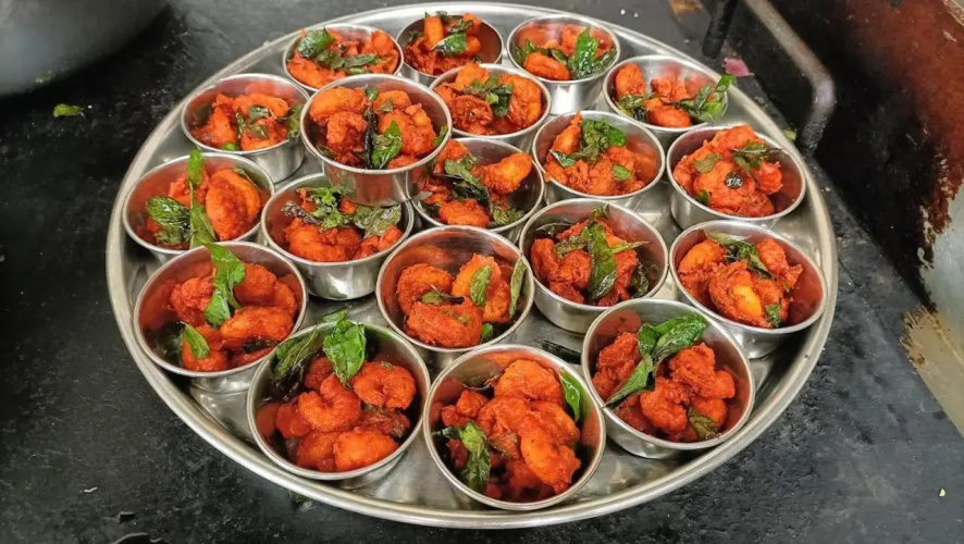 Sri Aadhish Grand Hotel
