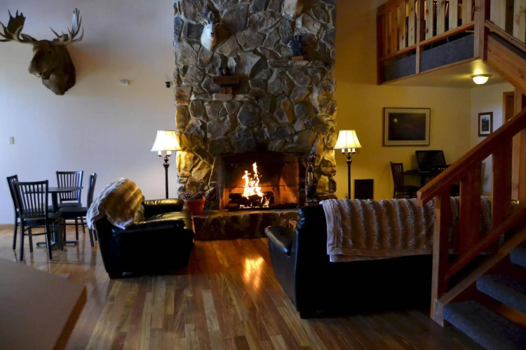 Nisqually Lodge