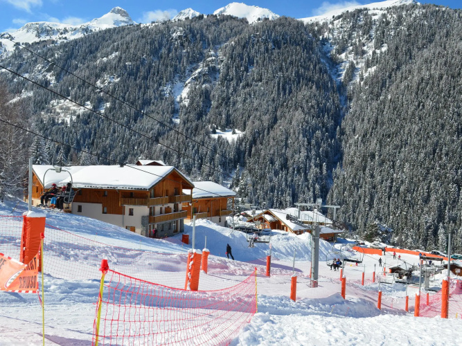 Comfortable studio, located at the ski slopes in Valfréjus