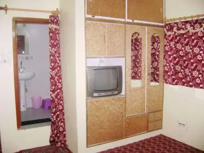 Hotel Ab-i-Hayat