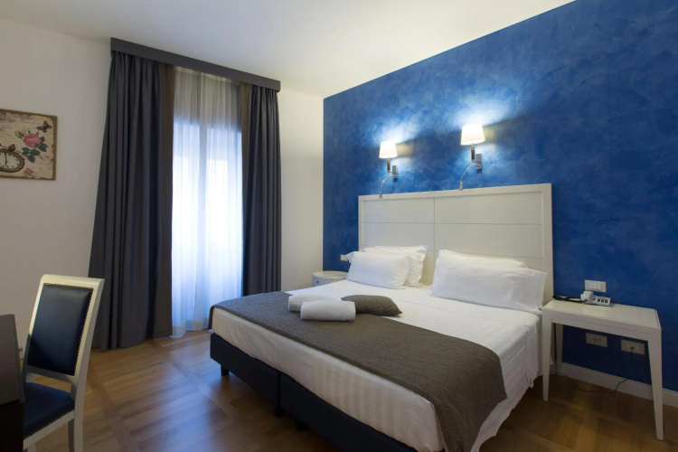 Floris Hotel photo 6