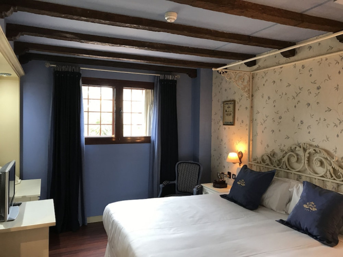 Masia De Lacy Hotel