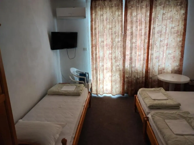 Classic Triple room