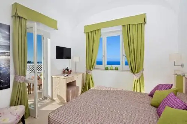 Capri Wine Hotel