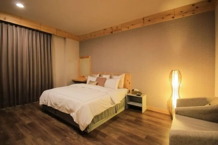 Standard Family Attic room with balcony