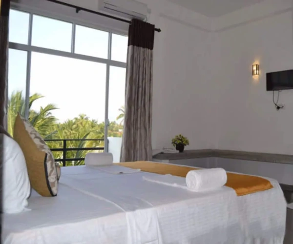 Standard room with balcony and with garden view