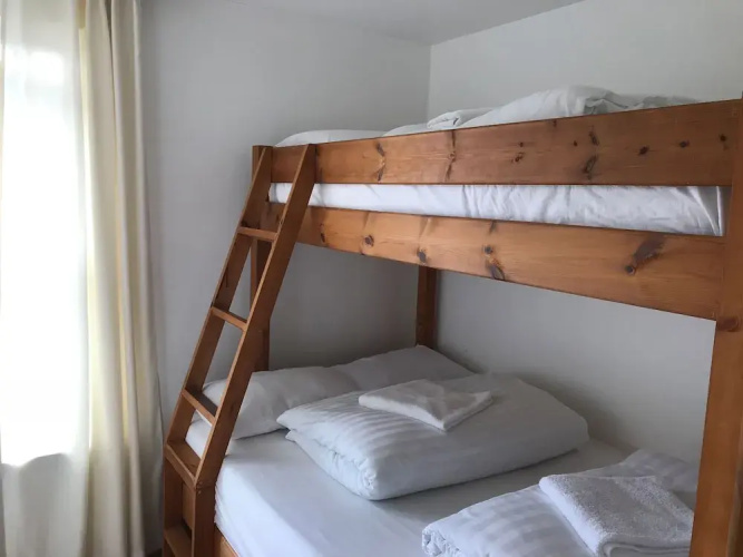 Reef Lodge Apartments