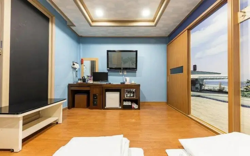 Seocheon Taxi Hotel