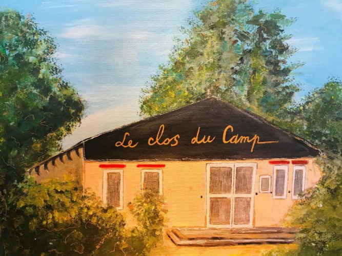 Cottage with garden view