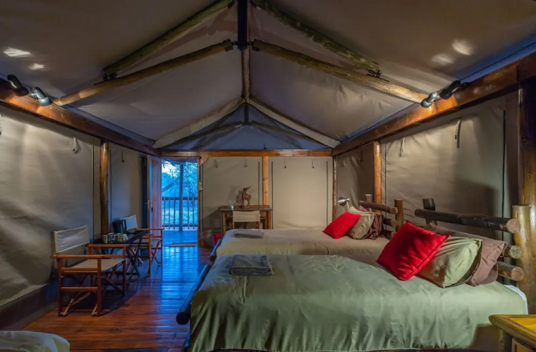 Iphofolo Lodge