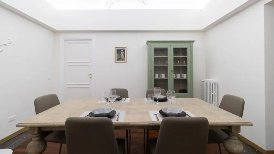 Grand room
