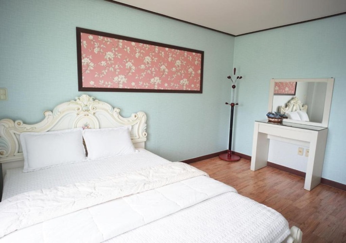 Standard Family room
