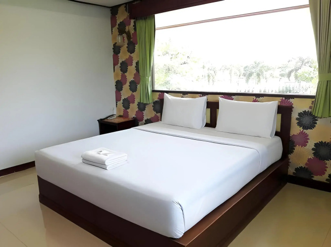 Chaiyaphruk Grand Hotel