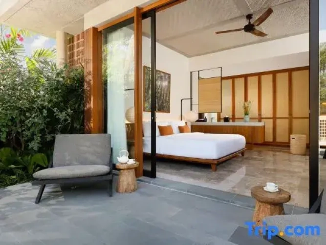 Family Villa with pool view
