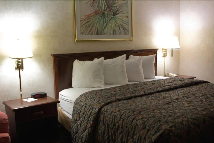 Ashlan Inn Hotel