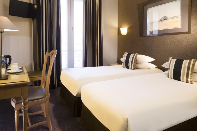 Twin room