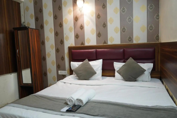 Hotel Quadis Noida Sector 15