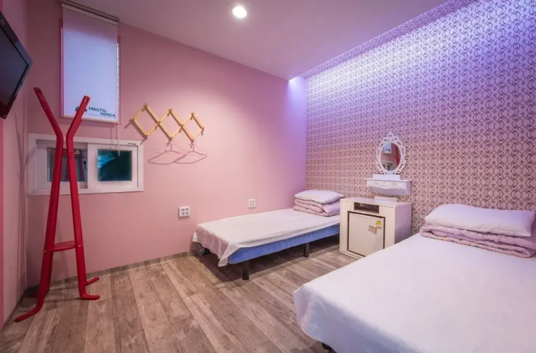 Hostel Korea 6