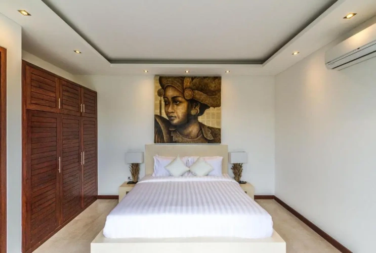 3 Bedrooms Villa
