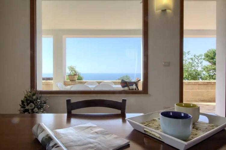3 Bedrooms Apartment