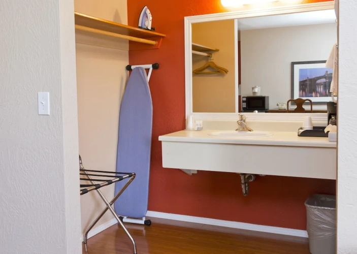 Standard Twin room with mountain view