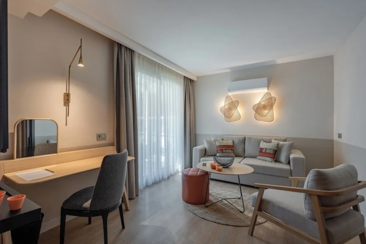 Deluxe Apartment
