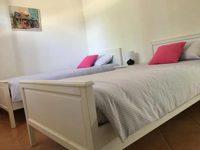 2 Bedrooms Cottage