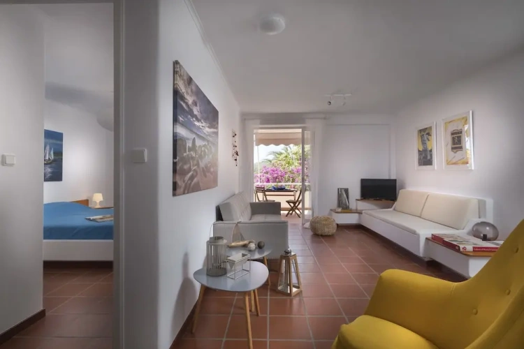 Deluxe Apartment with balcony