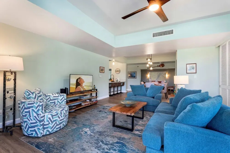 Corner Unit - AC & Wifi - Concierge Included - Vrkcv