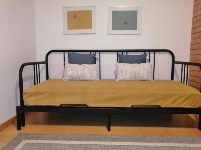 4 Bedrooms Cottage