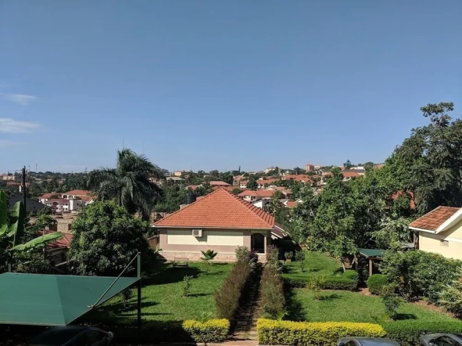 2 Bedrooms Apartment with balcony and with garden view