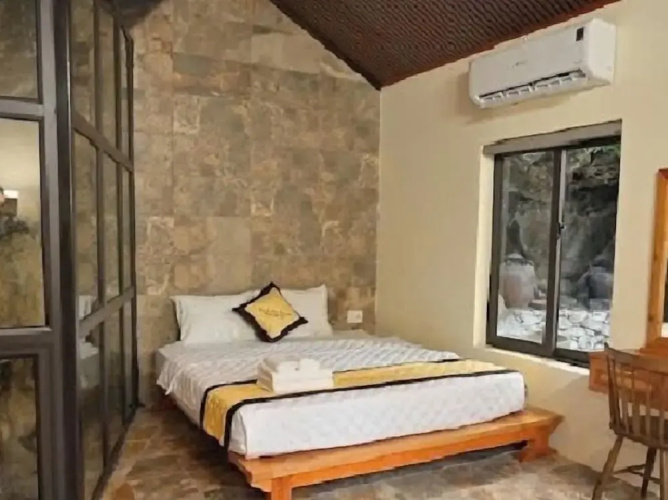 Ninh Hoa Retreat