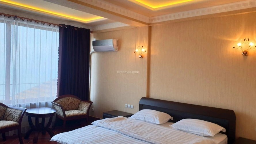 Double Suite