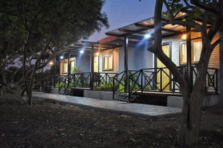 Raghunandan Resort