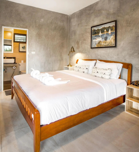 White Knot Khao Yai