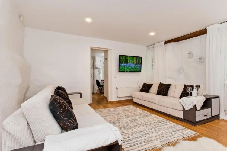 Old Town Central Apartment