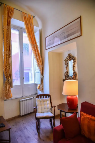 Stylish apartment in central Rome