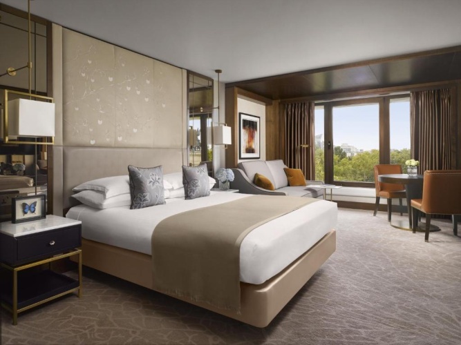 Mayfair Floor Double Junior Suite