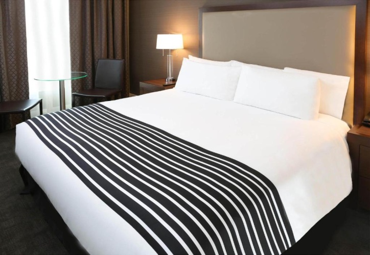 Quadruple Family Suite