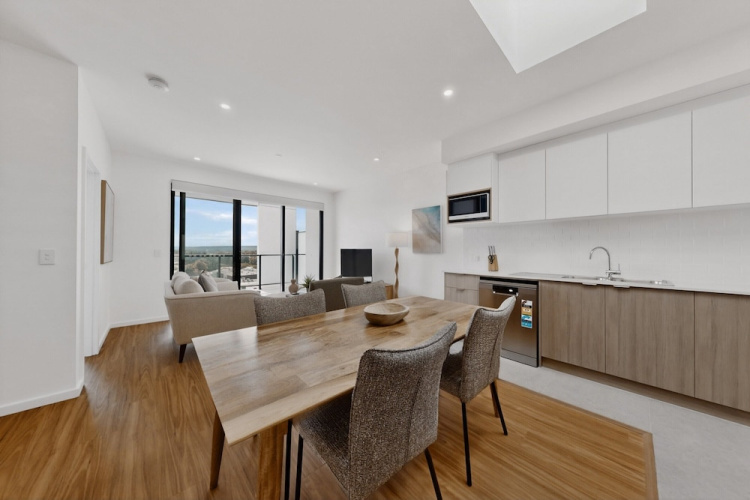 Brand New 2 Bed Apartment With City Views