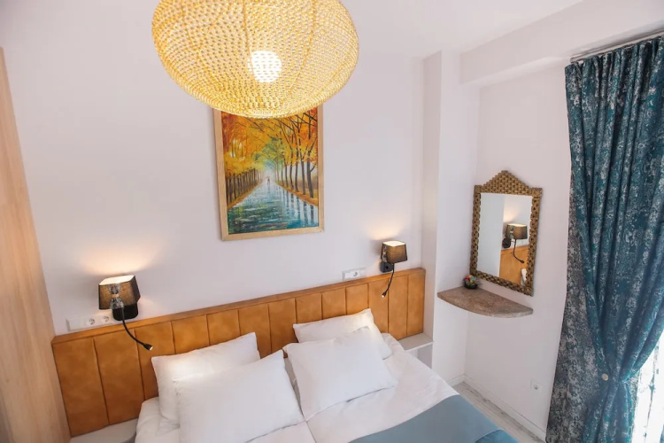 33 Spring Apartment