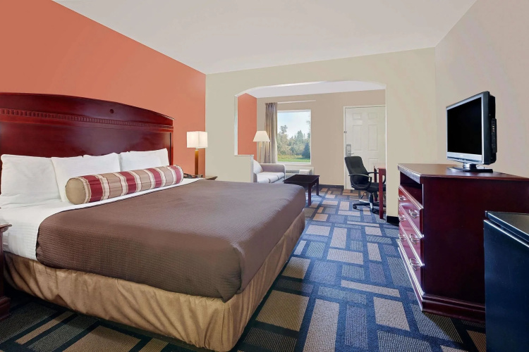 Quality Inn & Suites