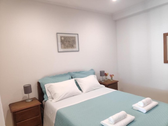 2 Bedrooms Cottage
