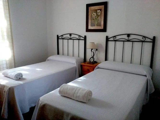3 Bedrooms Apartment