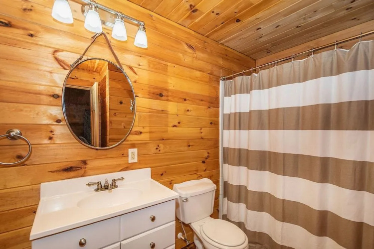 Bearly Beehaven by Taylor Made Deep Creek