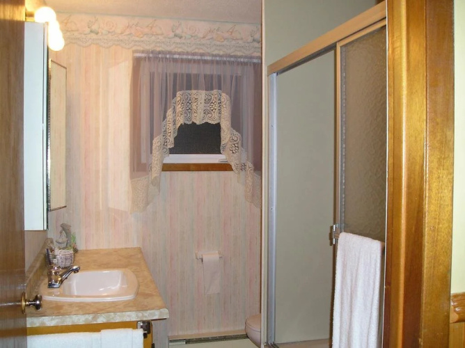 Gullivers Cove Oceanview Cottages